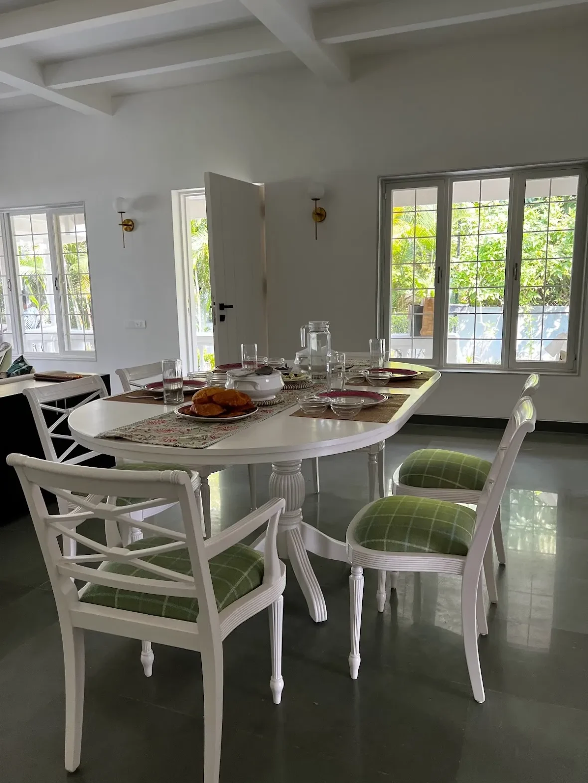 The dining table laid at the Malkhed house